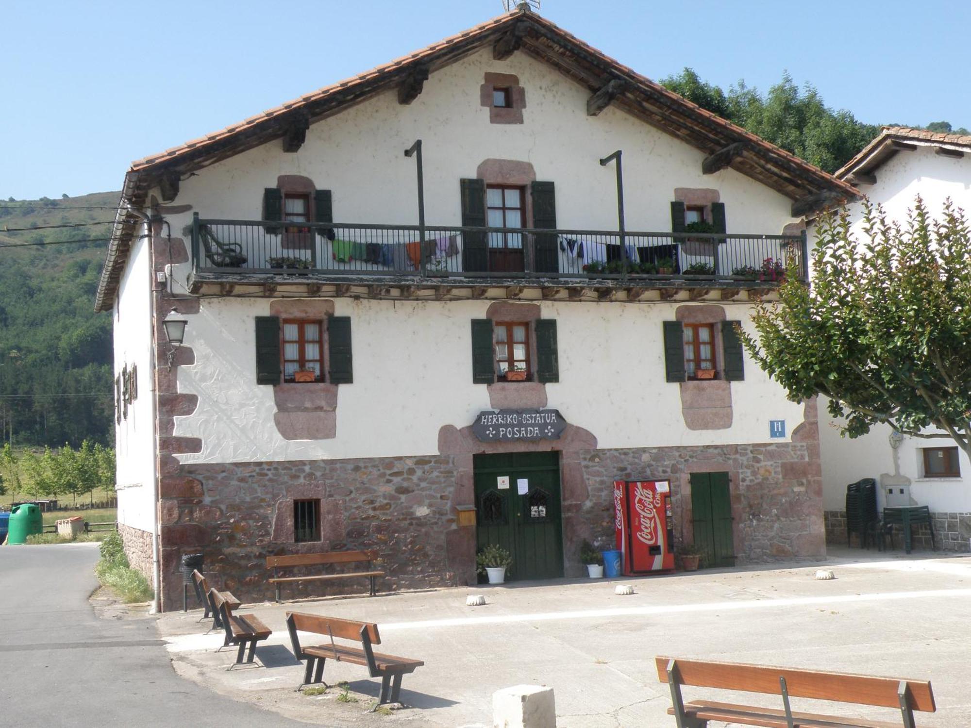 Posada Elbete Bagian luar foto
