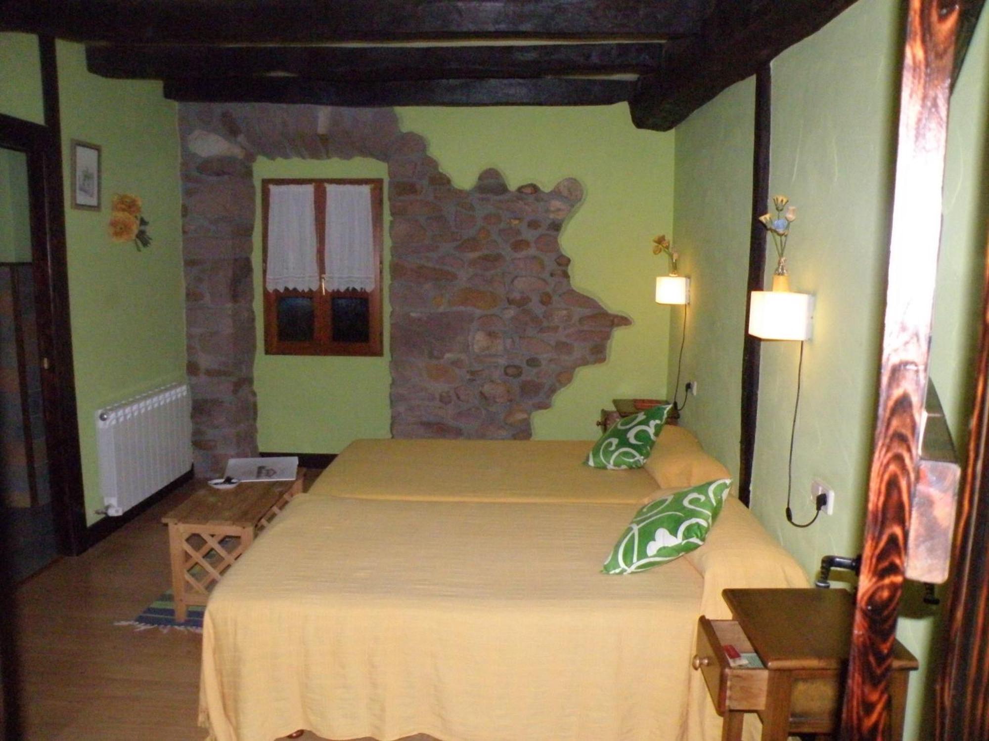 Posada Elbete Bagian luar foto